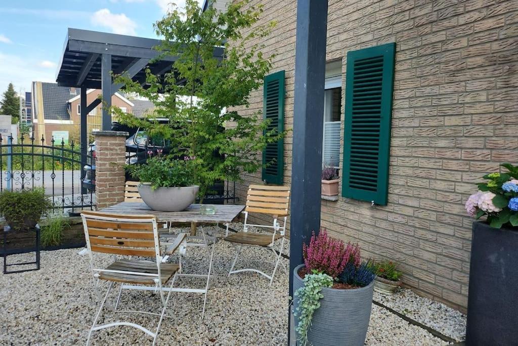 A La Maison Bielefeld City Nah Exterior foto